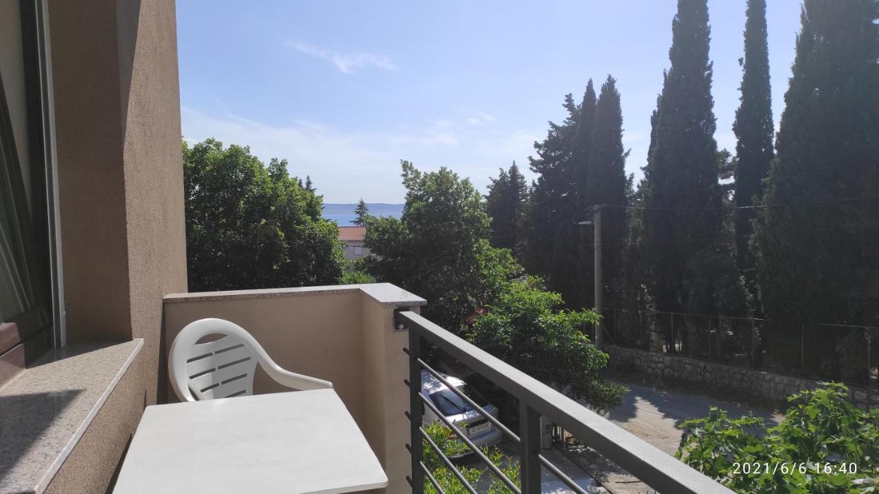 Apartmani Mille Starigrad Paklenica Extérieur photo